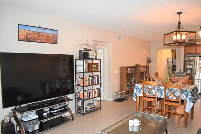 Building Photo - 8355 Station Village Ln