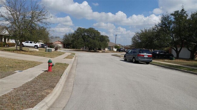 Building Photo - 4125 Pebble Ridge Cove