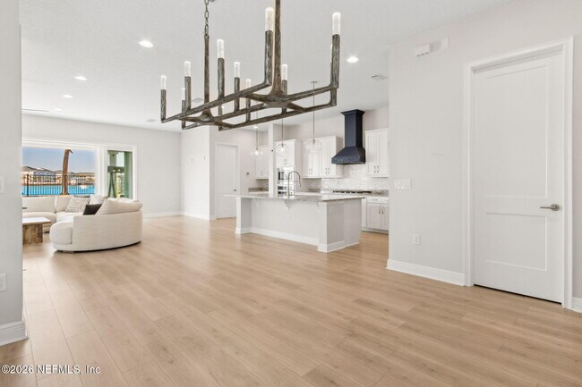 Building Photo - 401 Marquesa Cir
