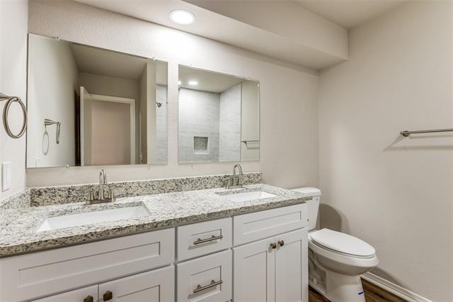 Building Photo - 504 Otter Trail