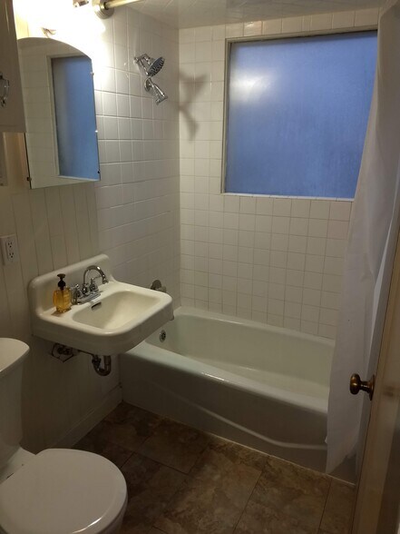 Bathroom - 1740 W Riverside Ave