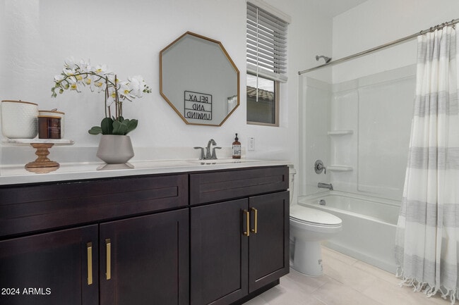 Building Photo - 14445 W Faye Way