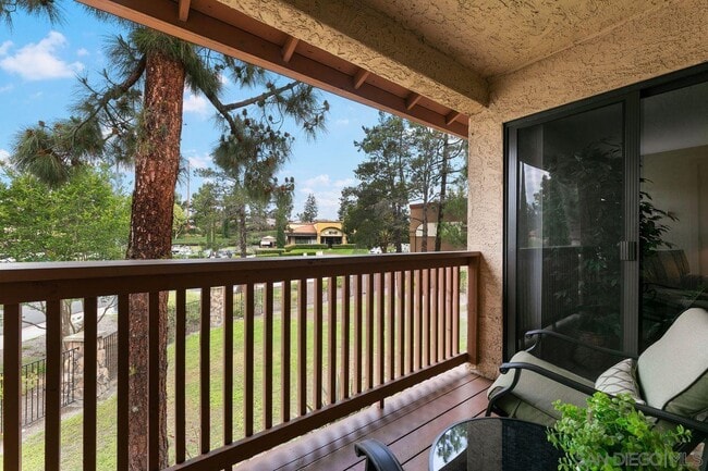 Building Photo - 12095 Alta Carmel Ct