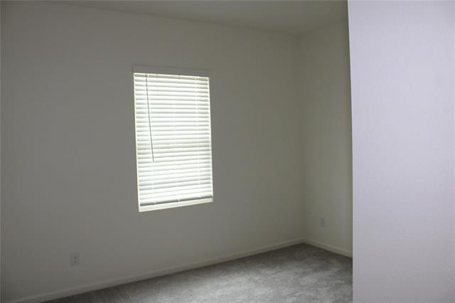 Building Photo - 1665 Hossler Trl