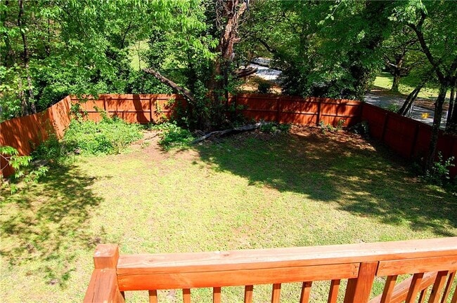 Building Photo - 1228 Grant St SE