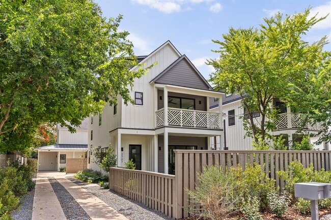 Building Photo - 2707 Stacy Ln