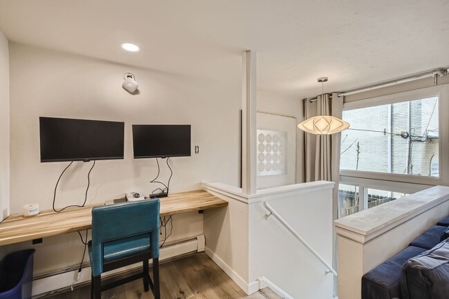 Building Photo - Central 1 BDR / 1 BA Condo in Boulder