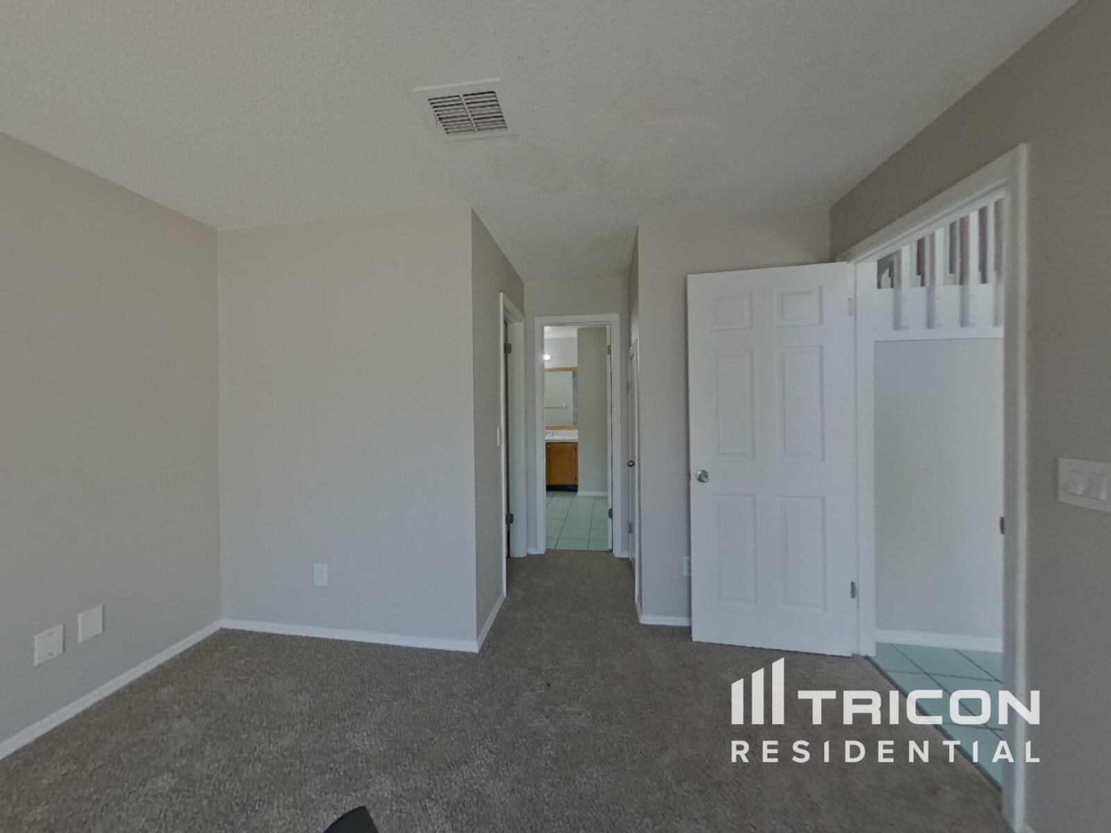 Building Photo - 3257 Brewster Dr