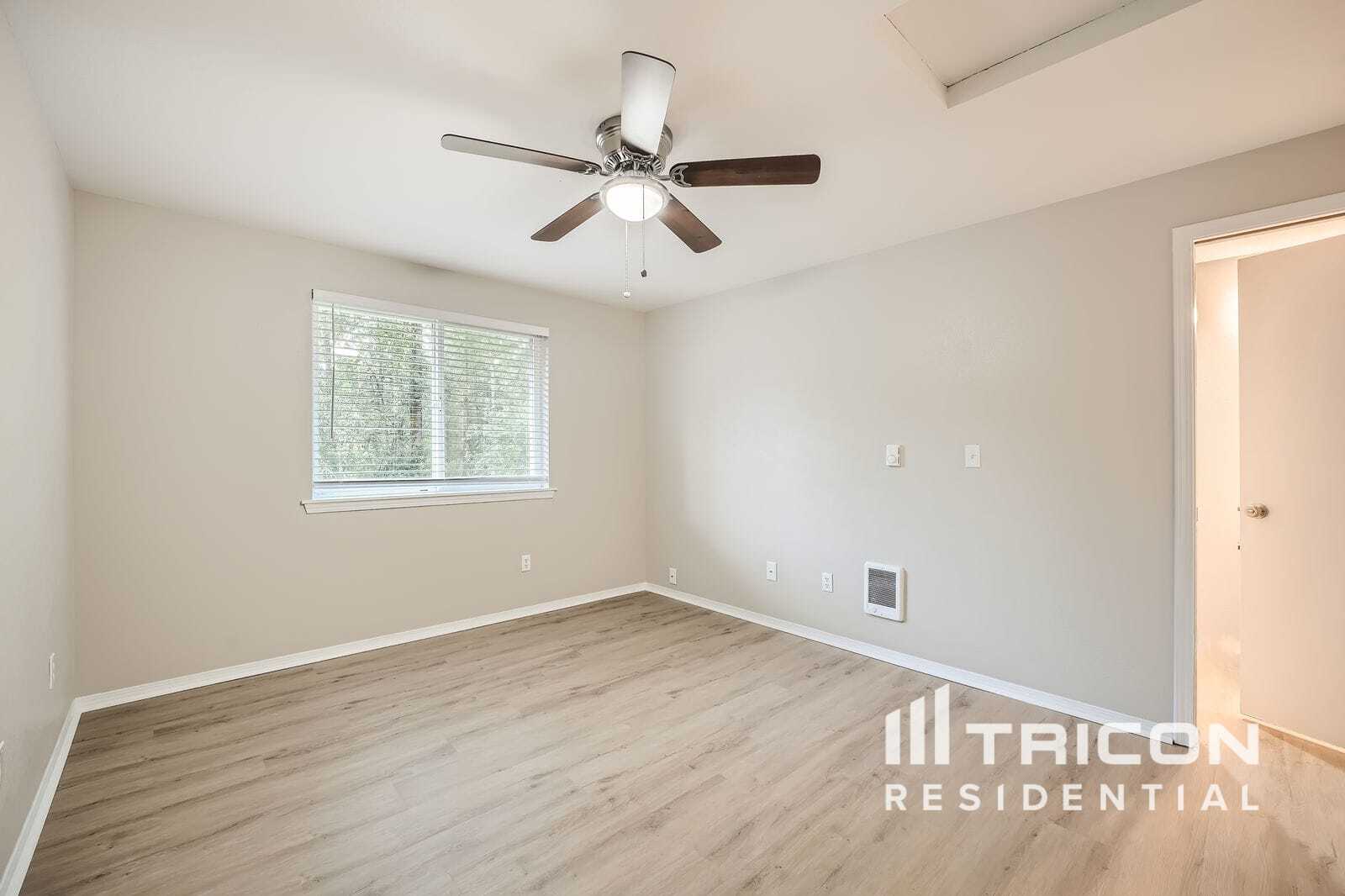 Building Photo - 20307 Larita Dr E