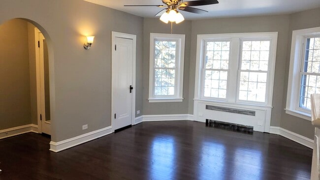 Building Photo - 29 N Brainard Ave