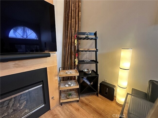 Building Photo - 2217 Vanderbilt Ln