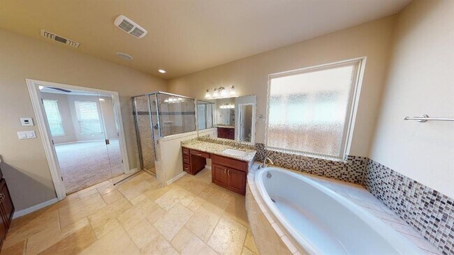 Building Photo - 5705 Lipan Apache Bend