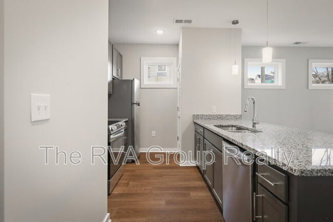 Building Photo - 918 Porter St