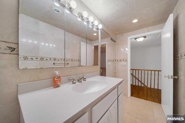 Building Photo - 68 Briarwood Ave