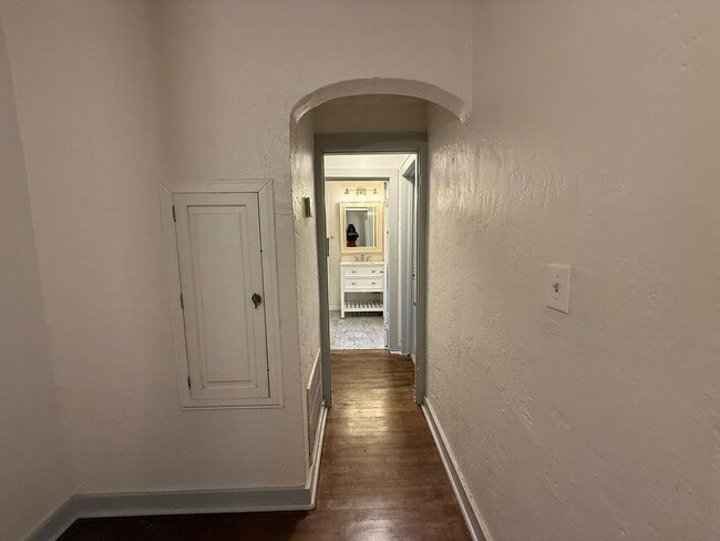 Building Photo - 1235 Virginia Dr