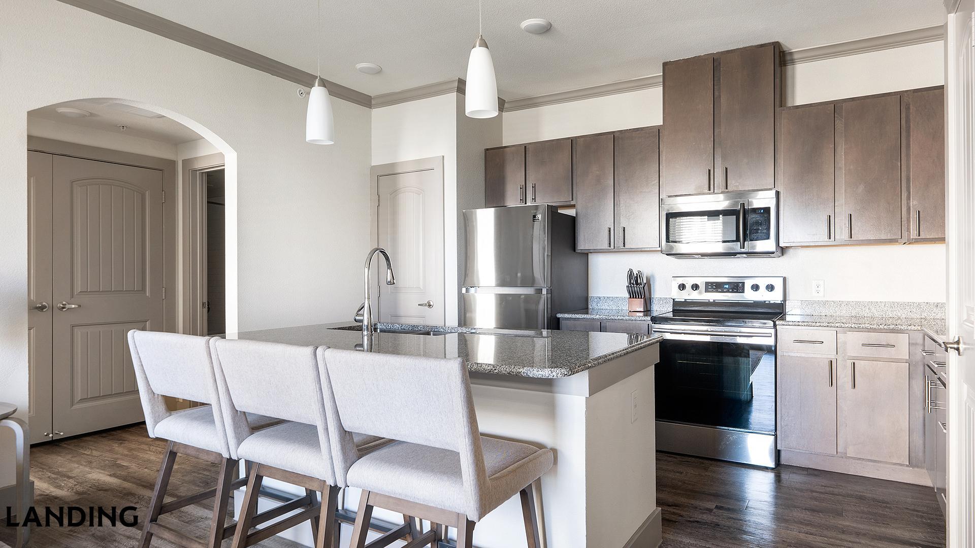 Building Photo - 12500 Shadowglen Trce