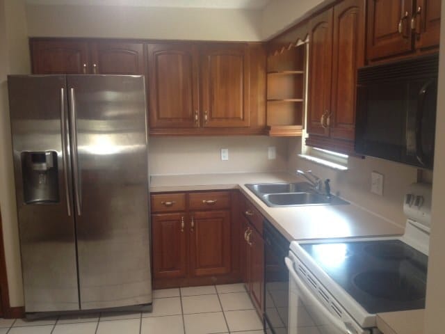 Building Photo - 3775 Spring Lake Rd