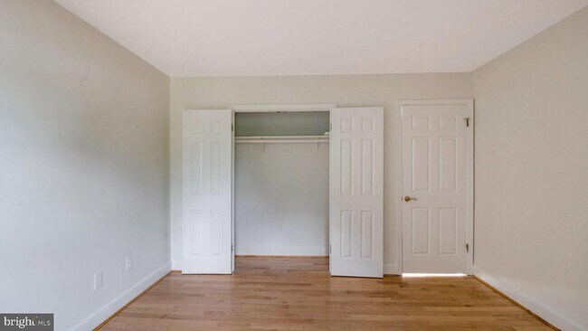 Building Photo - 8933 Colesville Rd