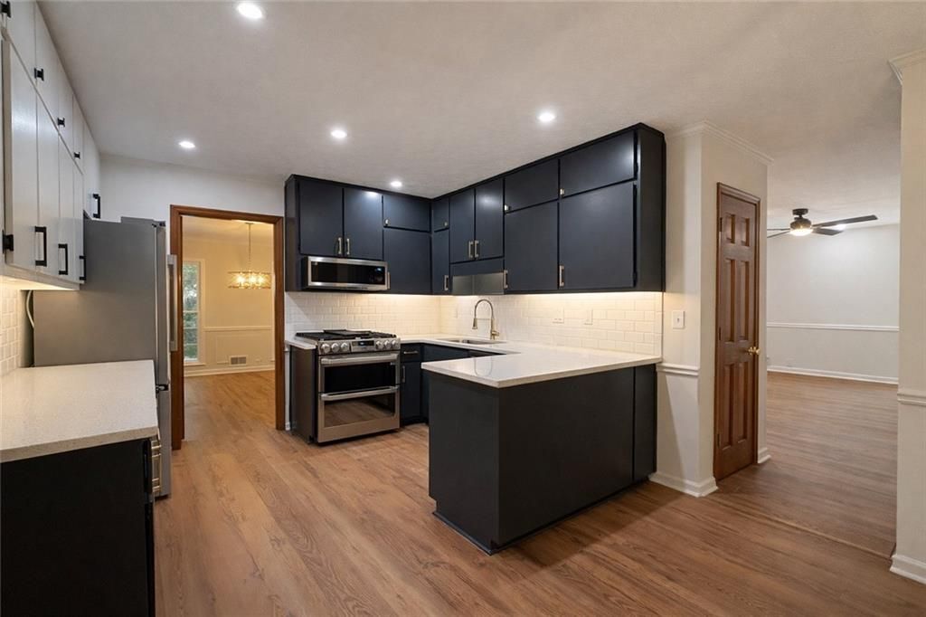 Building Photo - 807 Oak Bridge Ln