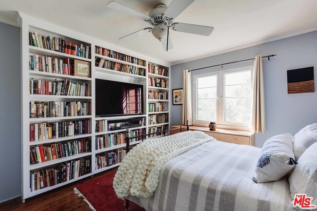 Building Photo - 3024 Angus St