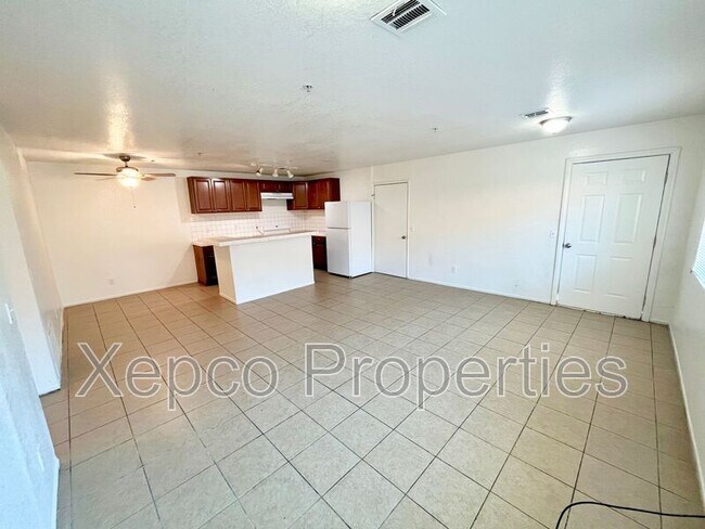 Building Photo - 13615 Verbena Dr