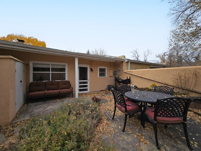 Building Photo - 113 Camino Escondido