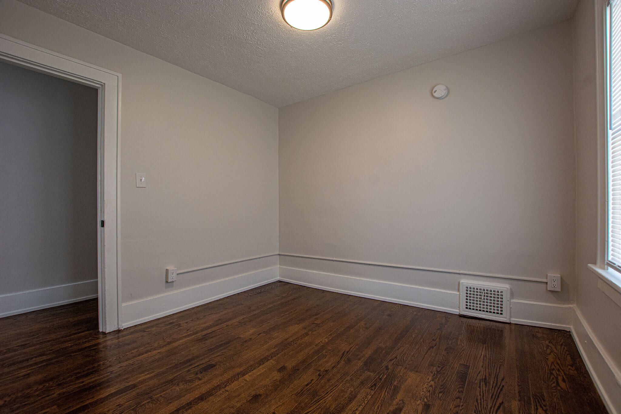 Building Photo - 3812 Dodge St