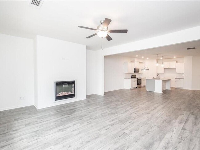 Building Photo - 4899 Mountain Rose Walk