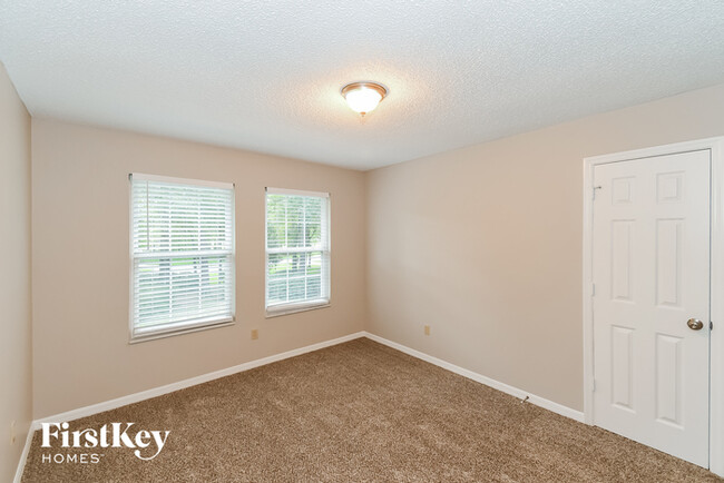 Building Photo - 2790 Ravines Rd