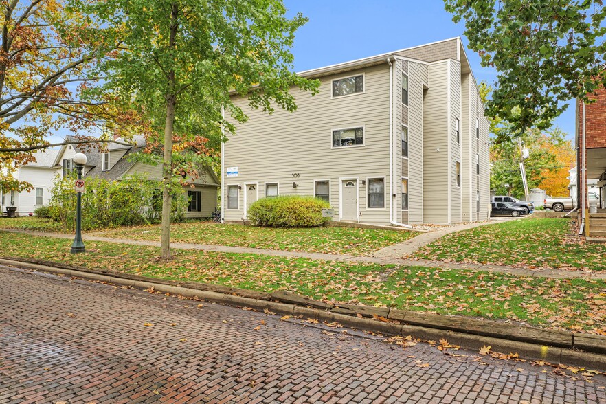 Primary Photo - 508 W White St