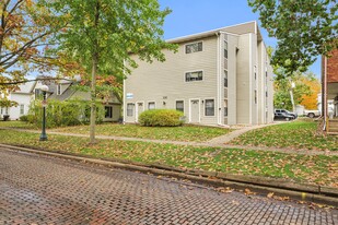 Building Photo - 508 W White St