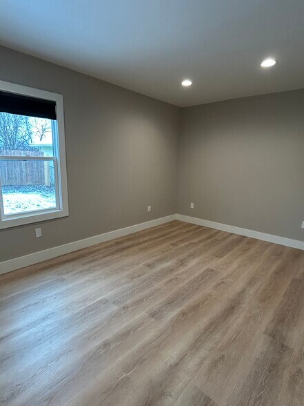 Building Photo - 4629 Mc Neil Ave