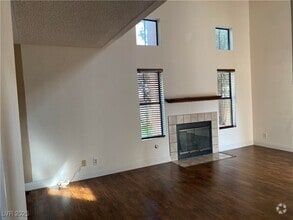 Building Photo - 3224 Centavo Dr