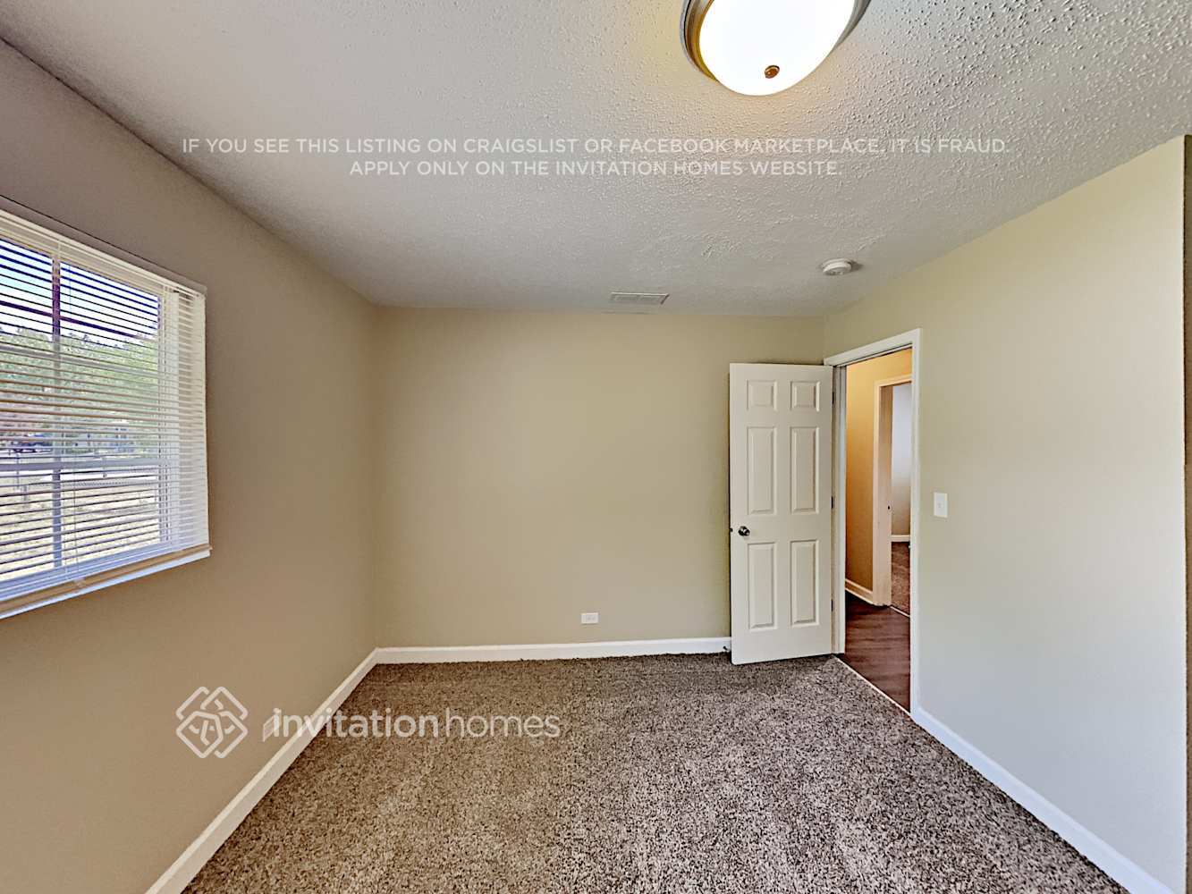Building Photo - 3805 Clipper Dr