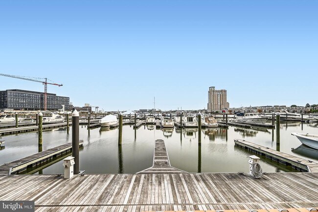 Building Photo - 675 President St