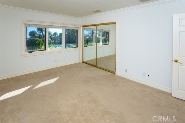 Building Photo - 984 La Cresta Pl