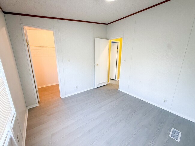 Building Photo - 4506 Legend Falls