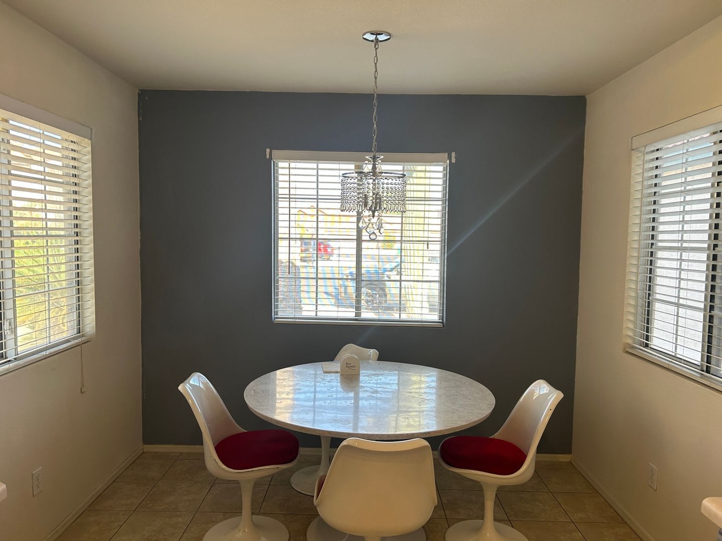 Building Photo - 7277 W Maple Ridge Dr