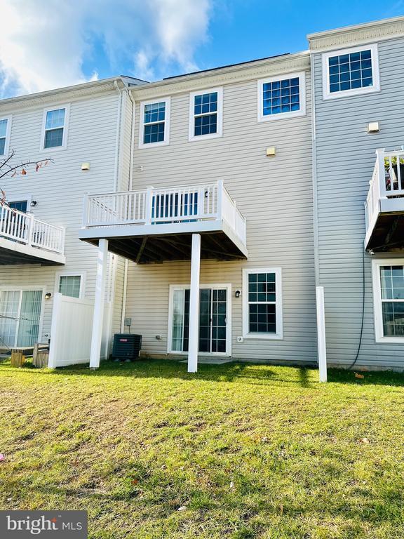 Building Photo - 9448 Adelaide Ln