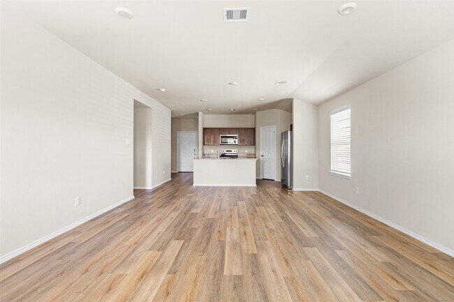 Building Photo - 206 Rockbridge Dr