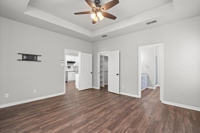 Building Photo - 2900 Brandy Ln