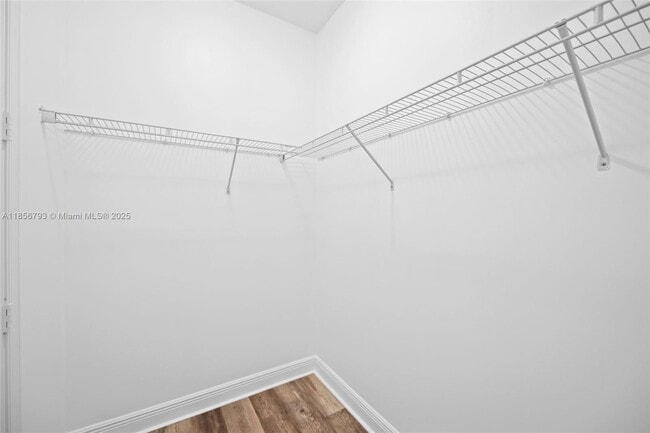 Building Photo - 6907 Pines Cir