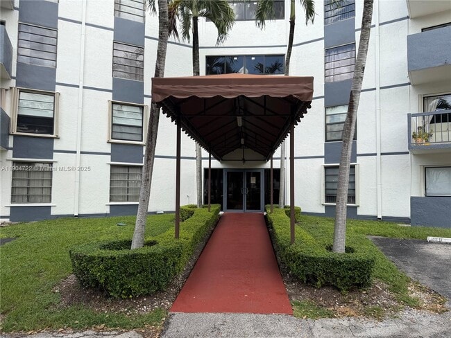 Primary Photo - 5800 SW 127th Ave