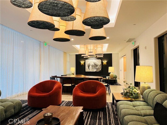 Building Photo - 10777 Wilshire Blvd