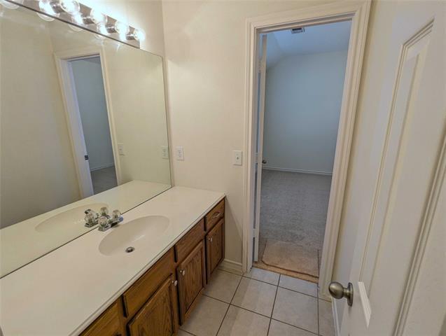 Building Photo - 7686 Creekmere Dr