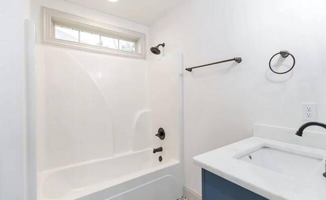 Building Photo - Charming 4-Bedroom Rental Home with Modern Upgrades in Northlake Subdivision, Valdosta, GA