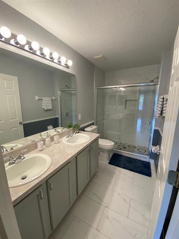 Building Photo - 332 Gleneagles Dr