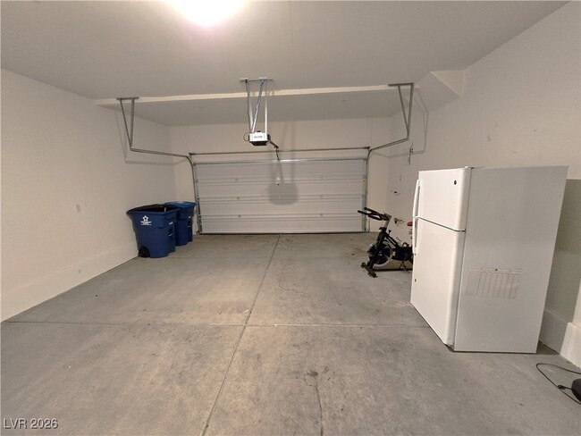 Building Photo - 487 Waterfall Cv Ct