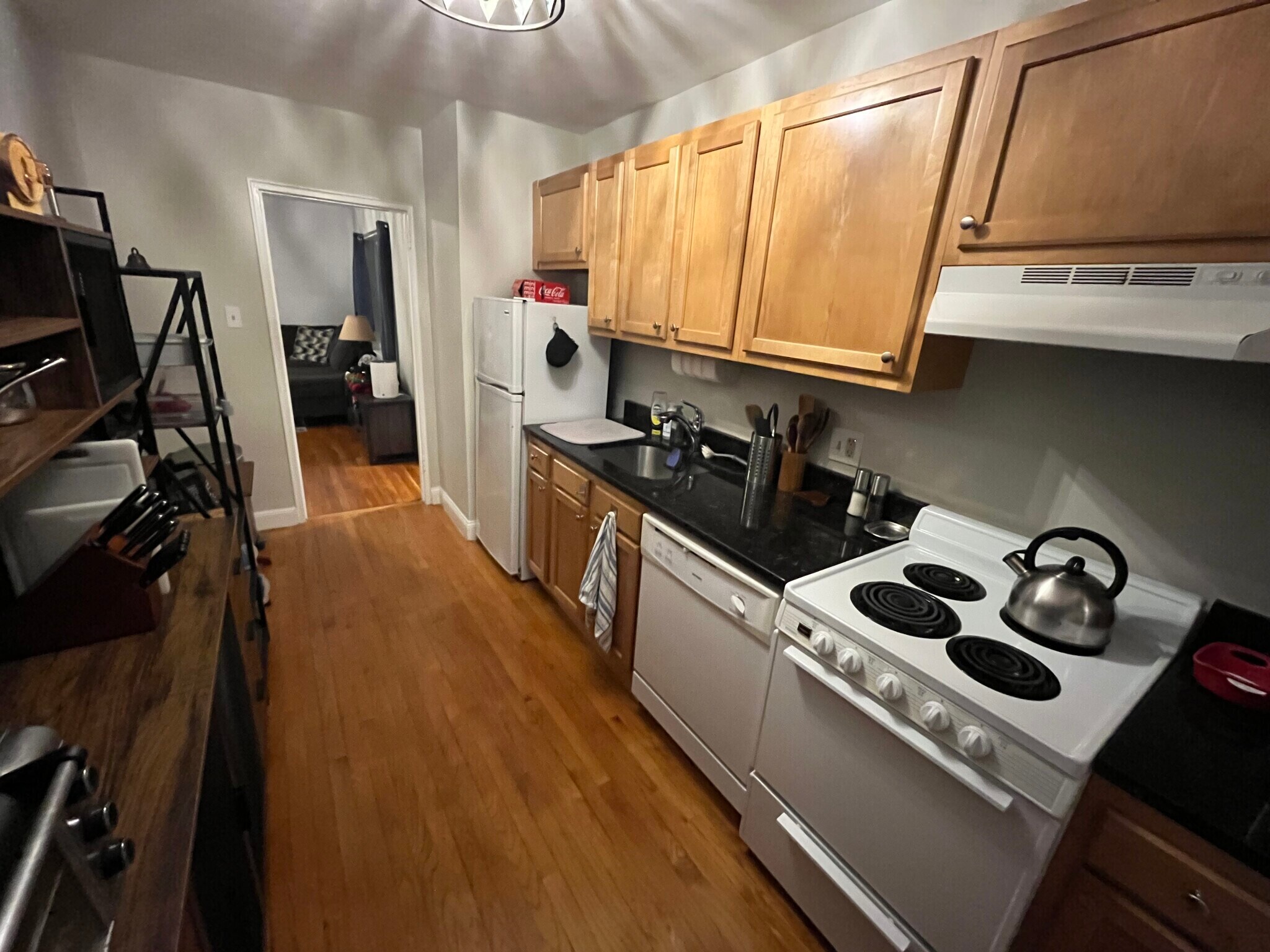 Building Photo - 61 Selkirk Rd