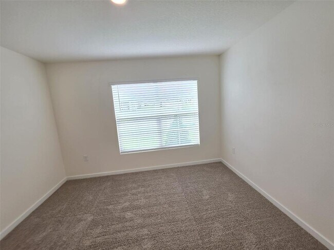 Building Photo - 4631 SW 88 Pl